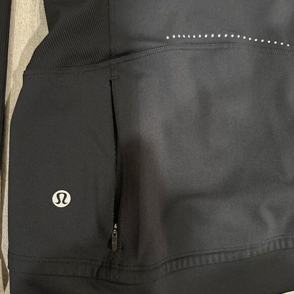 Lulu Far & Free Jacket - Picture 10 of 11